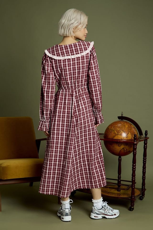 Neon Rose Neon Rose Women's Cotton Check V-Neck Midi Tea Dress in Burgundy - 2