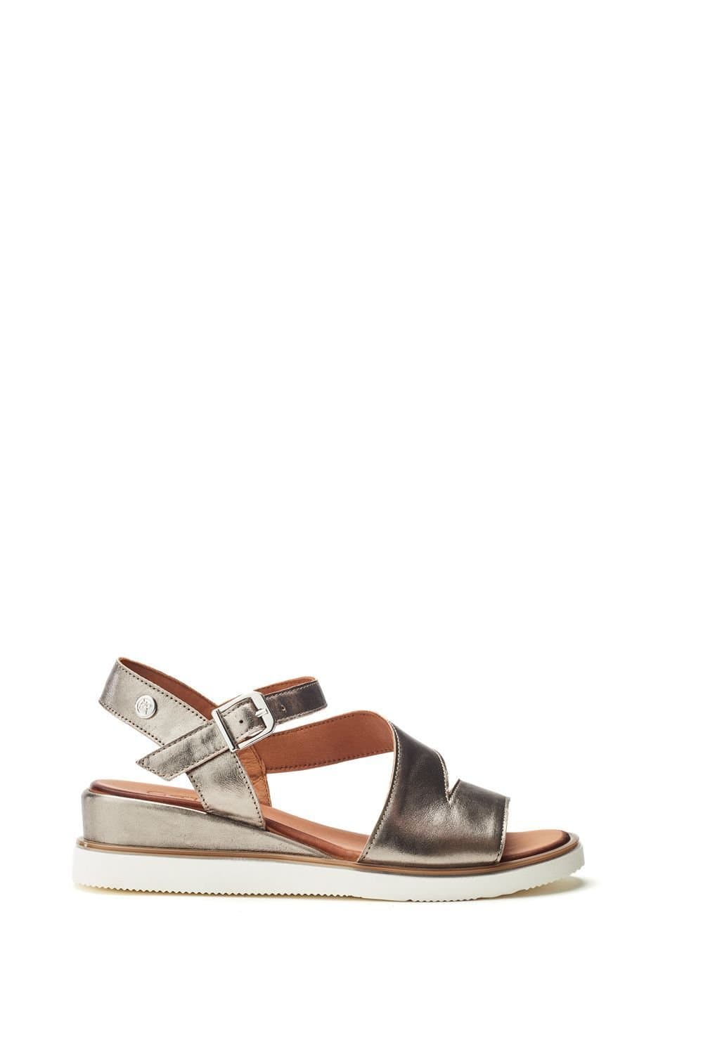 Moda In Pelle Moda In Pelle Women's 'Kapur' Metallic Leather Flatforms in Metallic Silver