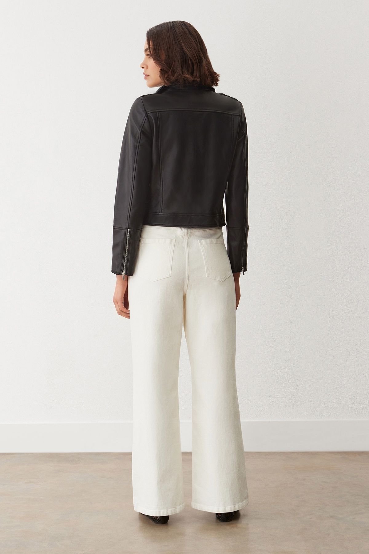 Finery London Finery London Women's Faith Leather Biker Jacket in Black - 3