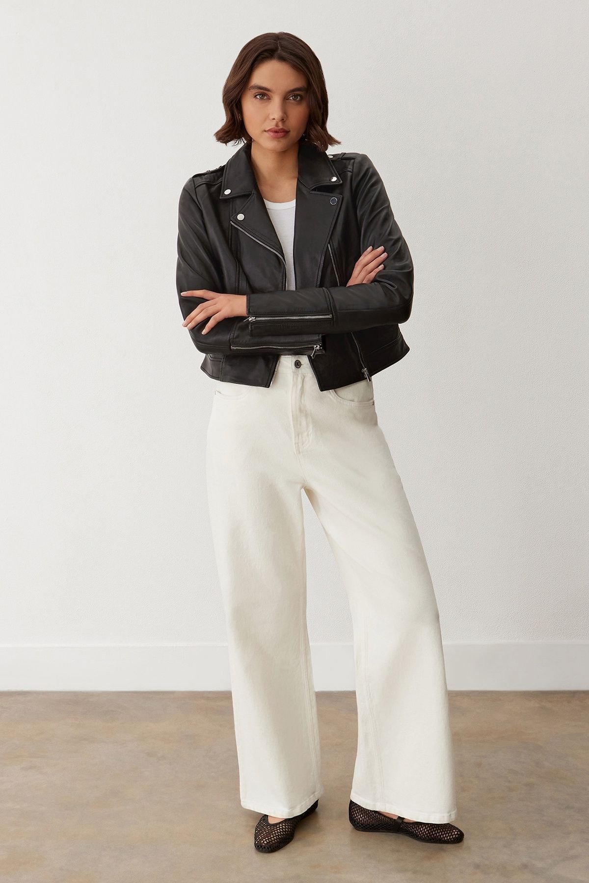 Finery London Finery London Women's Faith Leather Biker Jacket in Black - 4