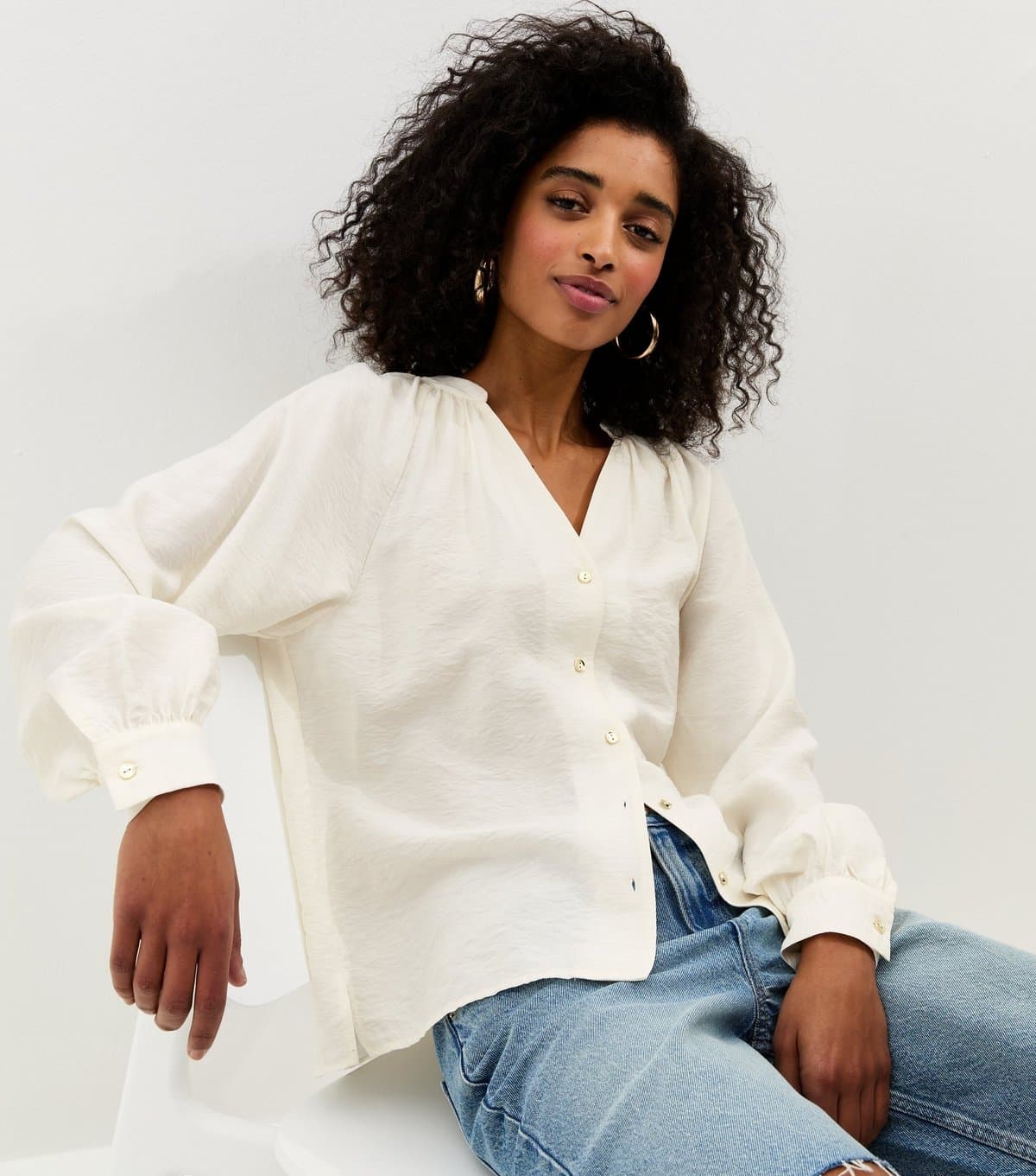 New Look Women's Cream Flowy Raglan Sleeve Blouse New Look