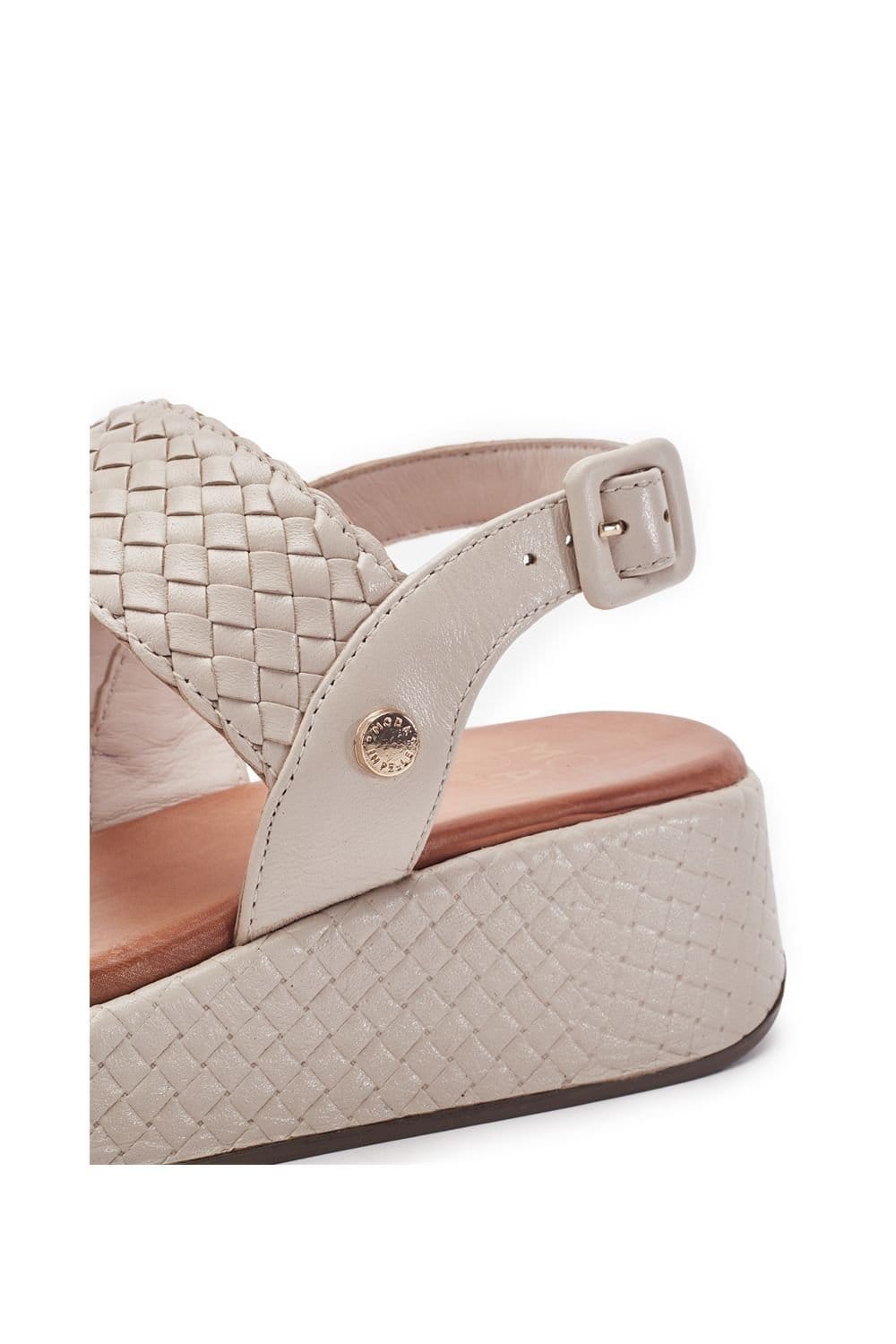 Moda In Pelle Moda In Pelle Women's 'Kaccia' Leather Flatforms in Off-White - 4