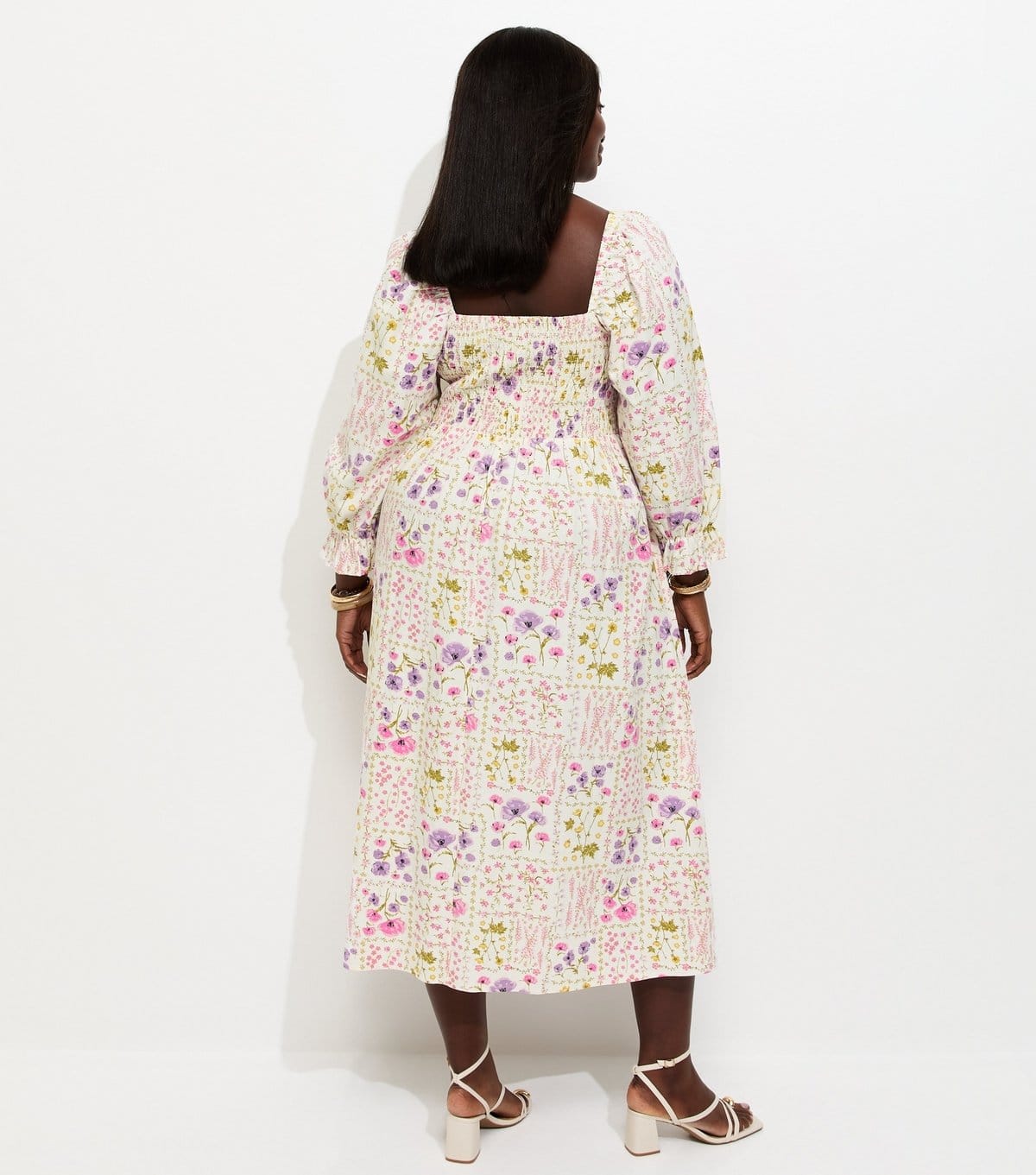 New Look Women's Plus Size Cream Floral Print Cropped Sleeve Shirred Midi Dress Curves New Look - 4