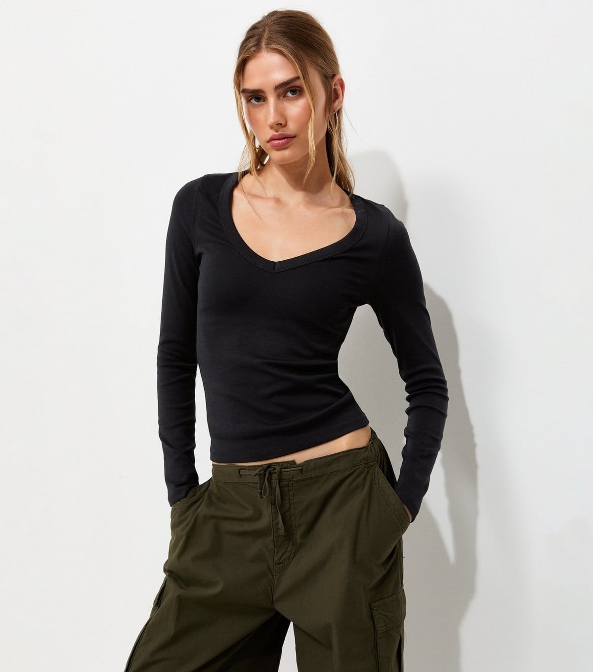 New Look Black Cotton-Rich Jersey V-Neck Long Sleeve Top