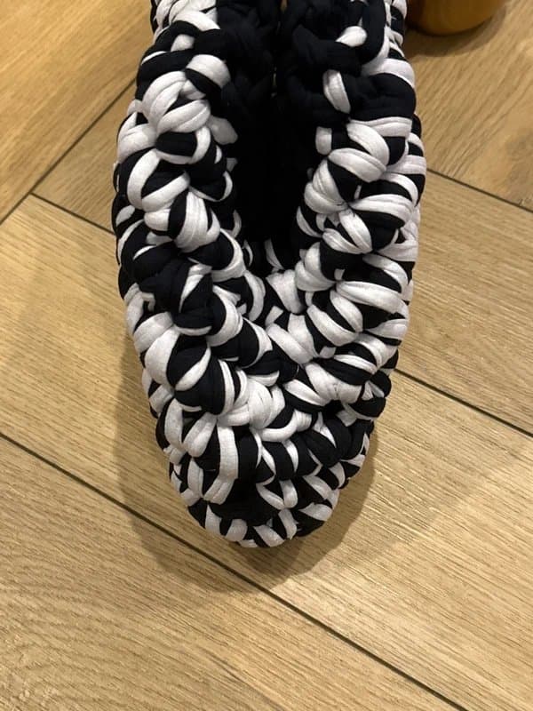 knots & kisses Knots & Kisses cable knit  clutch bag