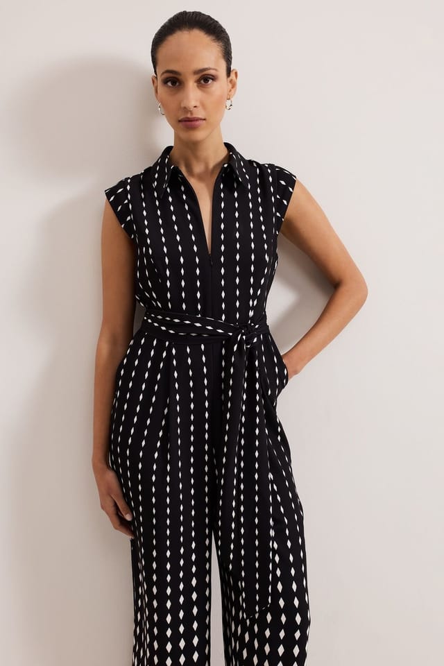 Phase Eight Phase Eight Women's Delina Wide-Leg Cropped Jumpsuit in Black - 3