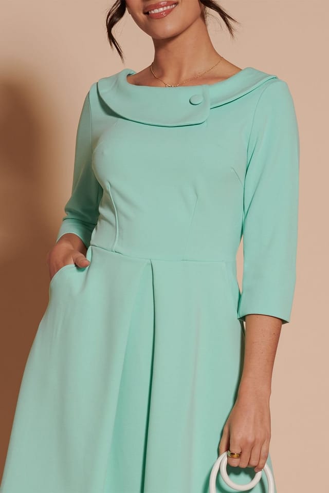 Jolie Moi Jolie Moi Women's 3/4 Sleeve Fold Neck Midi Dress in Light Green - 3