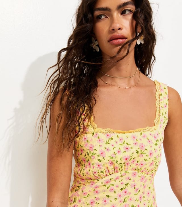 New Look Women's Yellow Floral Print Lace Trim Square Neck Mini Dress New Look - 2