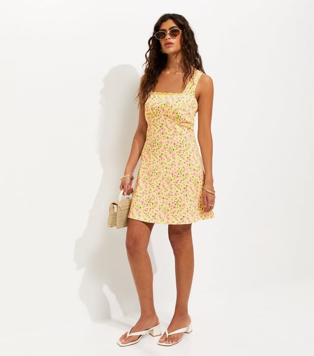 New Look Women's Yellow Floral Print Lace Trim Square Neck Mini Dress New Look - 3