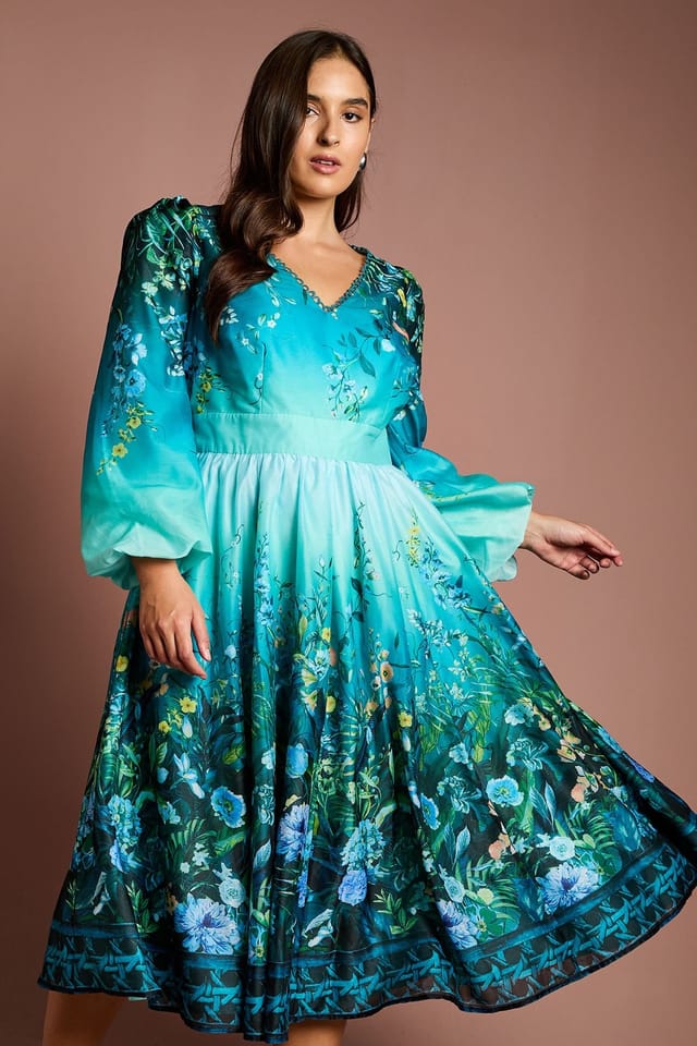Coast Coast Women's Plus V Neck Long Sleeve Placement Print Organza Midi Dress in Teal - 2