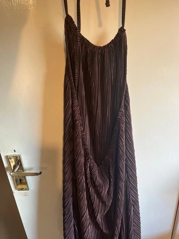 New Look New look Plisse dark mocha halter neck dress