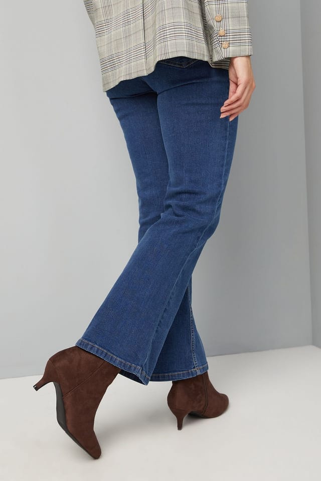 Wallis Wallis Women's Wide Fit Alma Faux Suede Kitten Heel Pointed Ankle Boots in Brown - 3