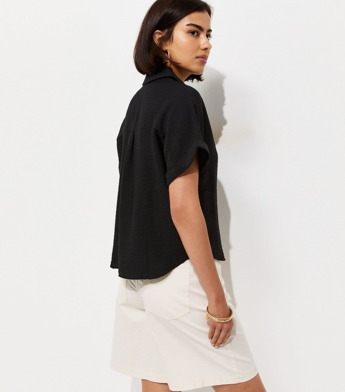 New Look Women's Black Collared V Neck Short Shirt New Look - 4