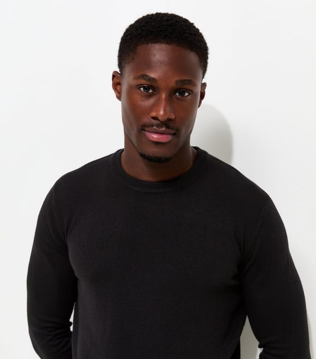 New Look Men's Black Slim Fit Knitted Crew Neck Jumper New Look - 2
