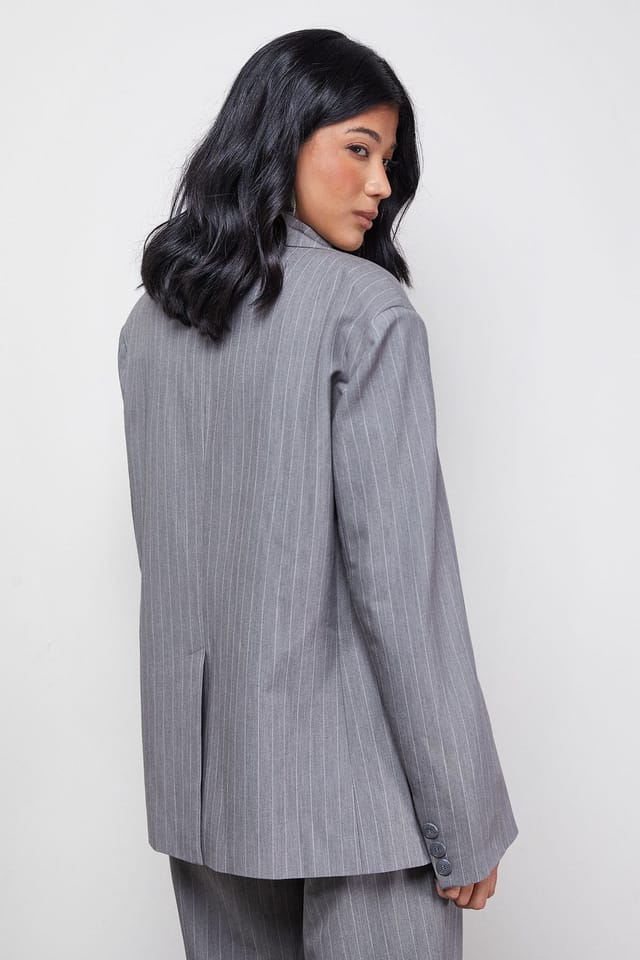 Warehouse Warehouse Women's Pinstripe Oversized Grandad Blazer Co-ord in Grey - 3