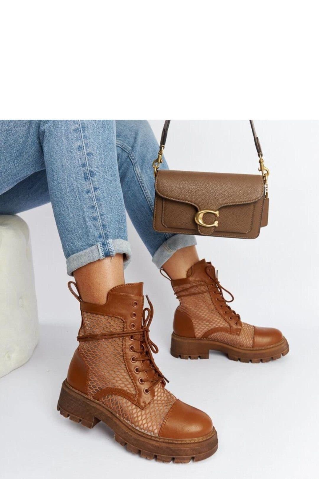 Love Lace Love Lace Women's Waldeck Trapper Winter Lace Up Ankle Boots with Insulation in Brown