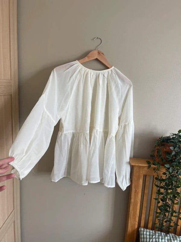 ASOS Design ASOS Design long sleeve cream floaty smock top - 1