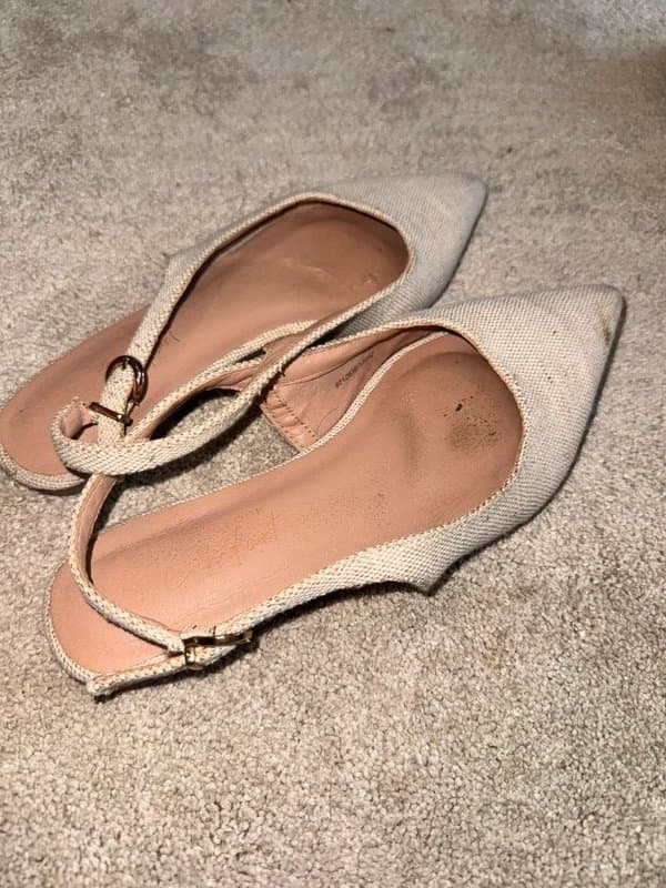 New Look Cream velvet flats