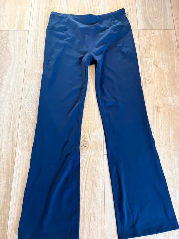 Sweaty Betty BNWT Sweaty Betty Power 32” Bootcut Flare Leggings XL | Navy | RRP £90