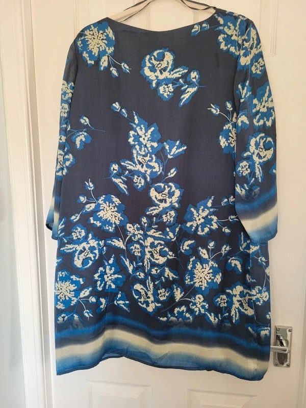M&Co M&Co blue flower print faux silk tunic/mini dress size 20