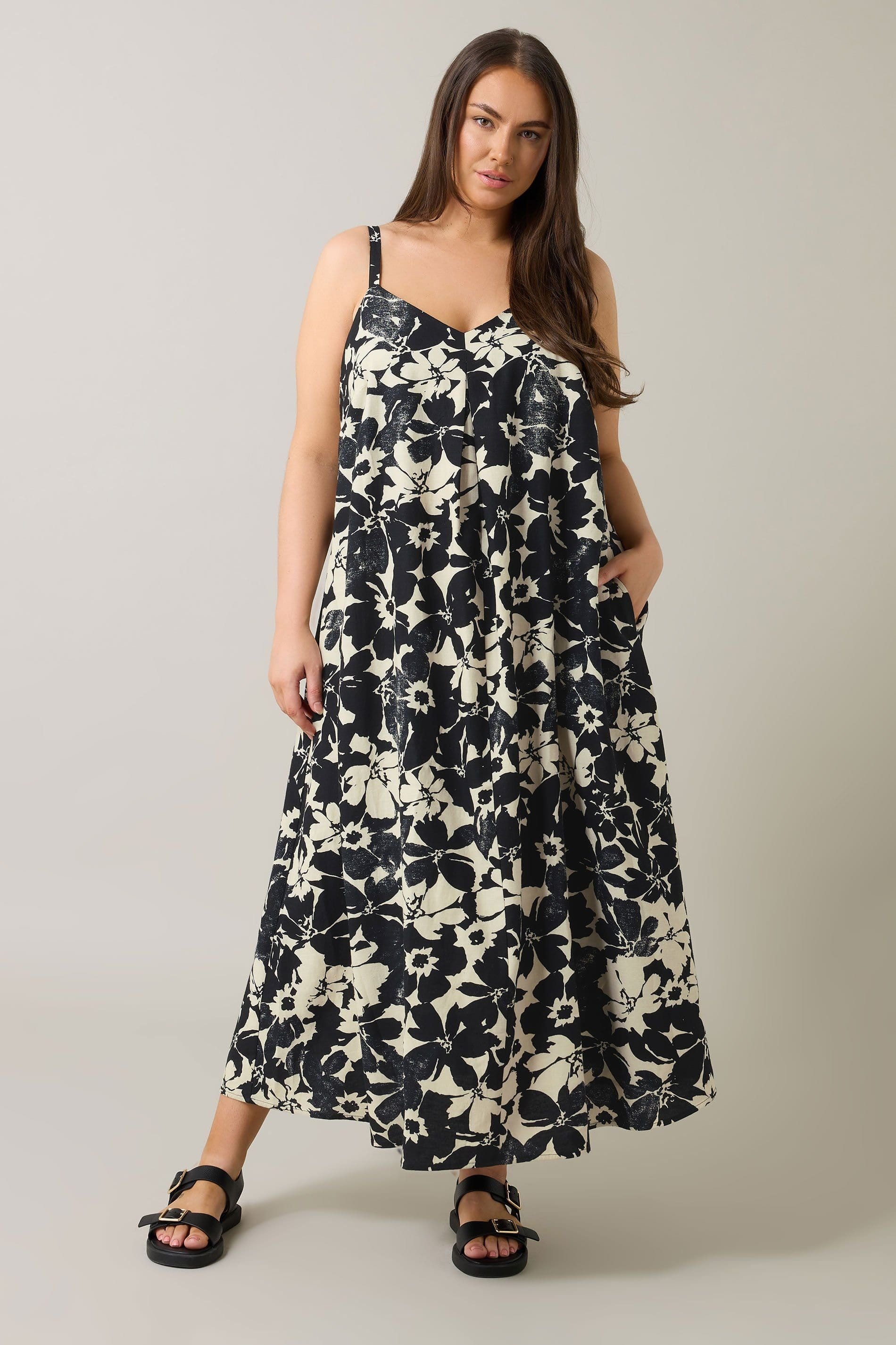 Evans Evans Women's Floral Print Pleat Front Linen Dress in Black - 4