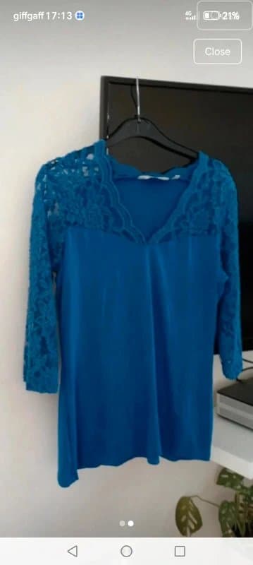 The Unbranded Brand Ladies size 16 blue lace detail sleeve top blue