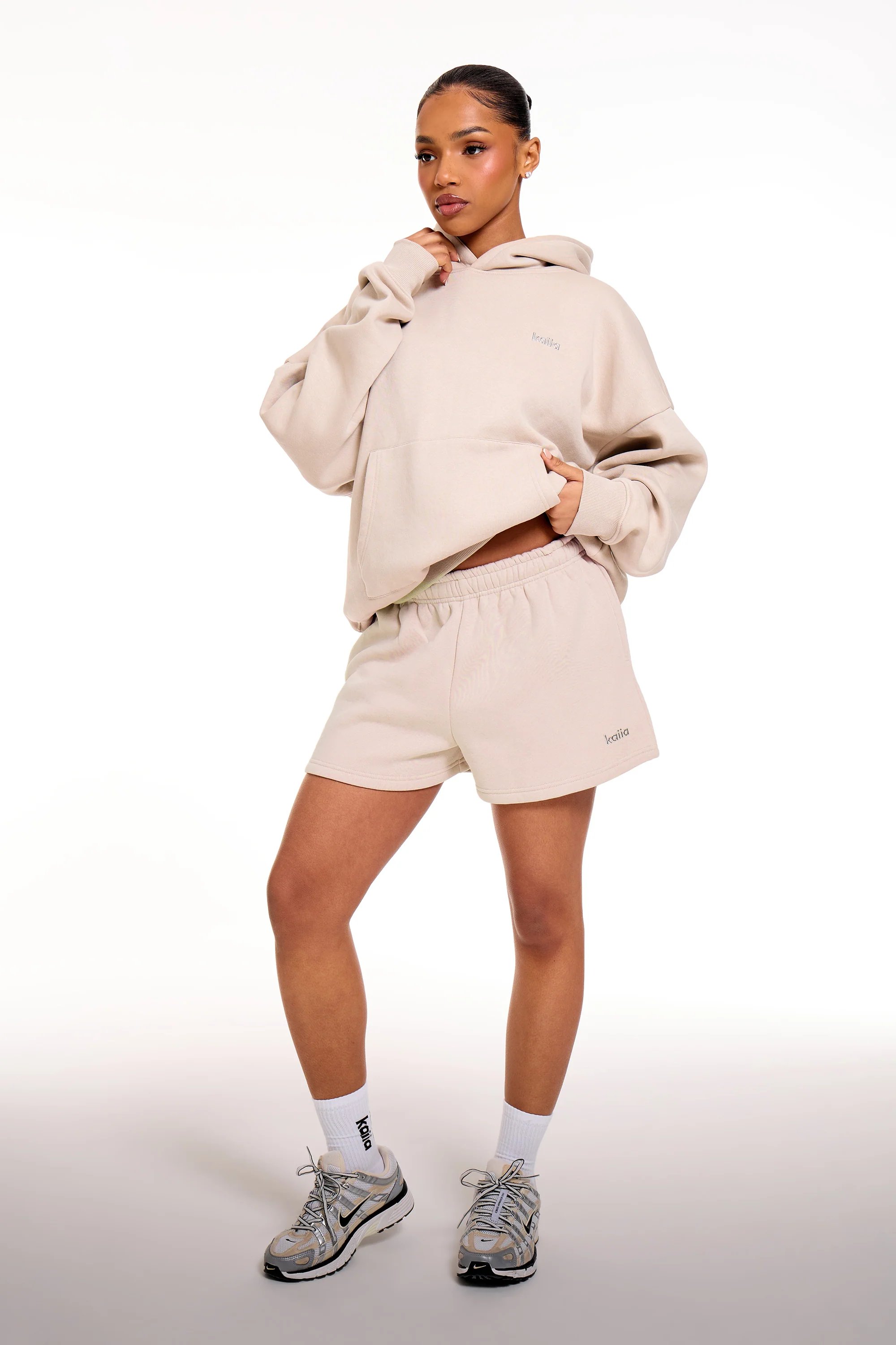 Kaiia Kaiia Chrome Logo Mini Shorts Ash Taupe - 1