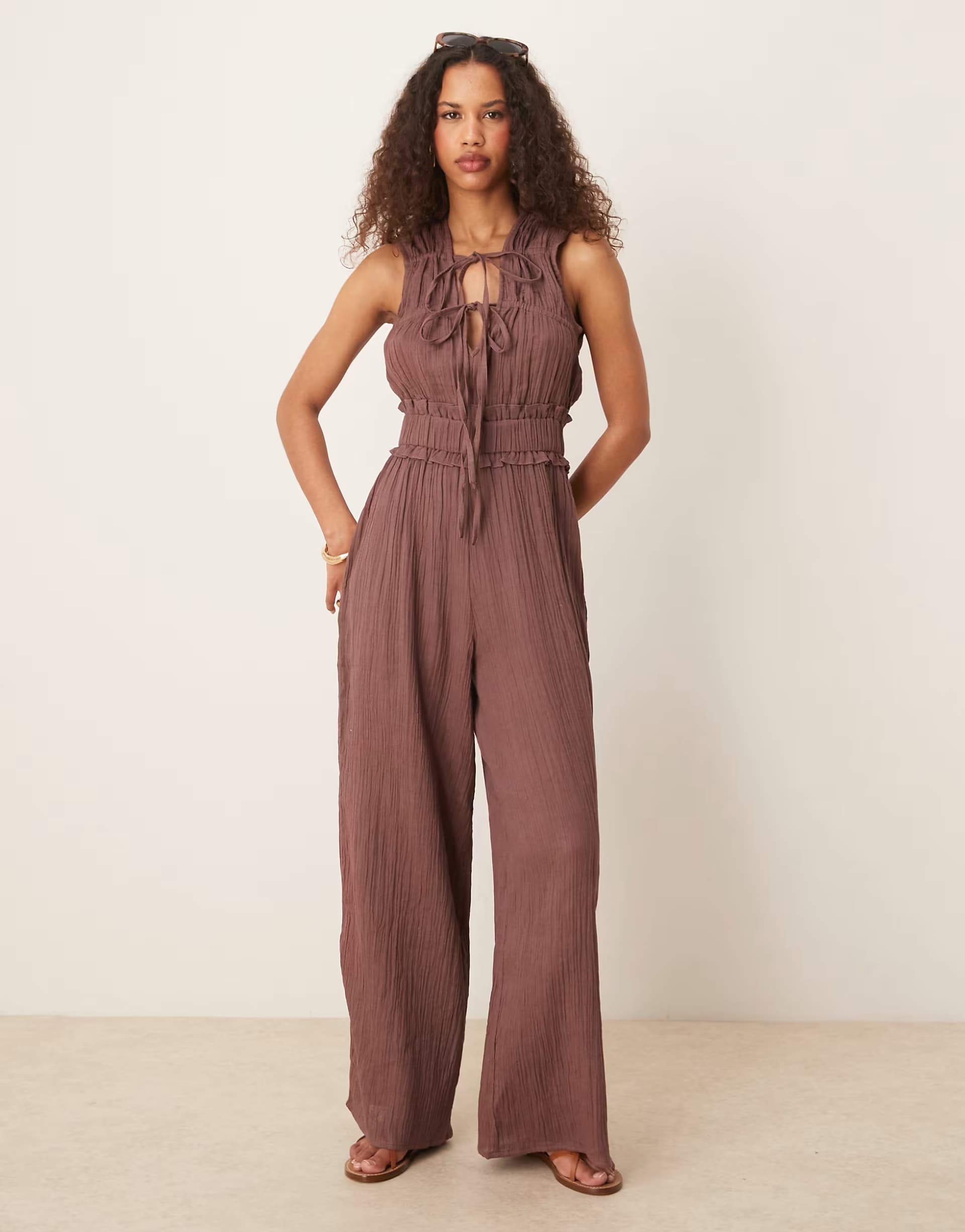 ASOS ASOS DESIGN double cloth gathered bust jumpsuit in chocolate