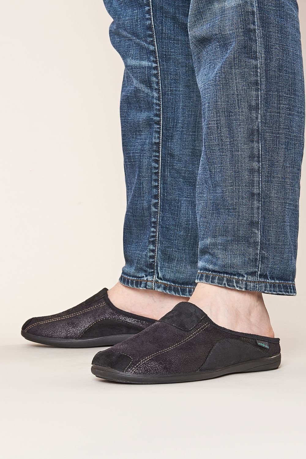 Moshulu Moshulu Men's 'Jakarta 2' Slip On Slippers in Black