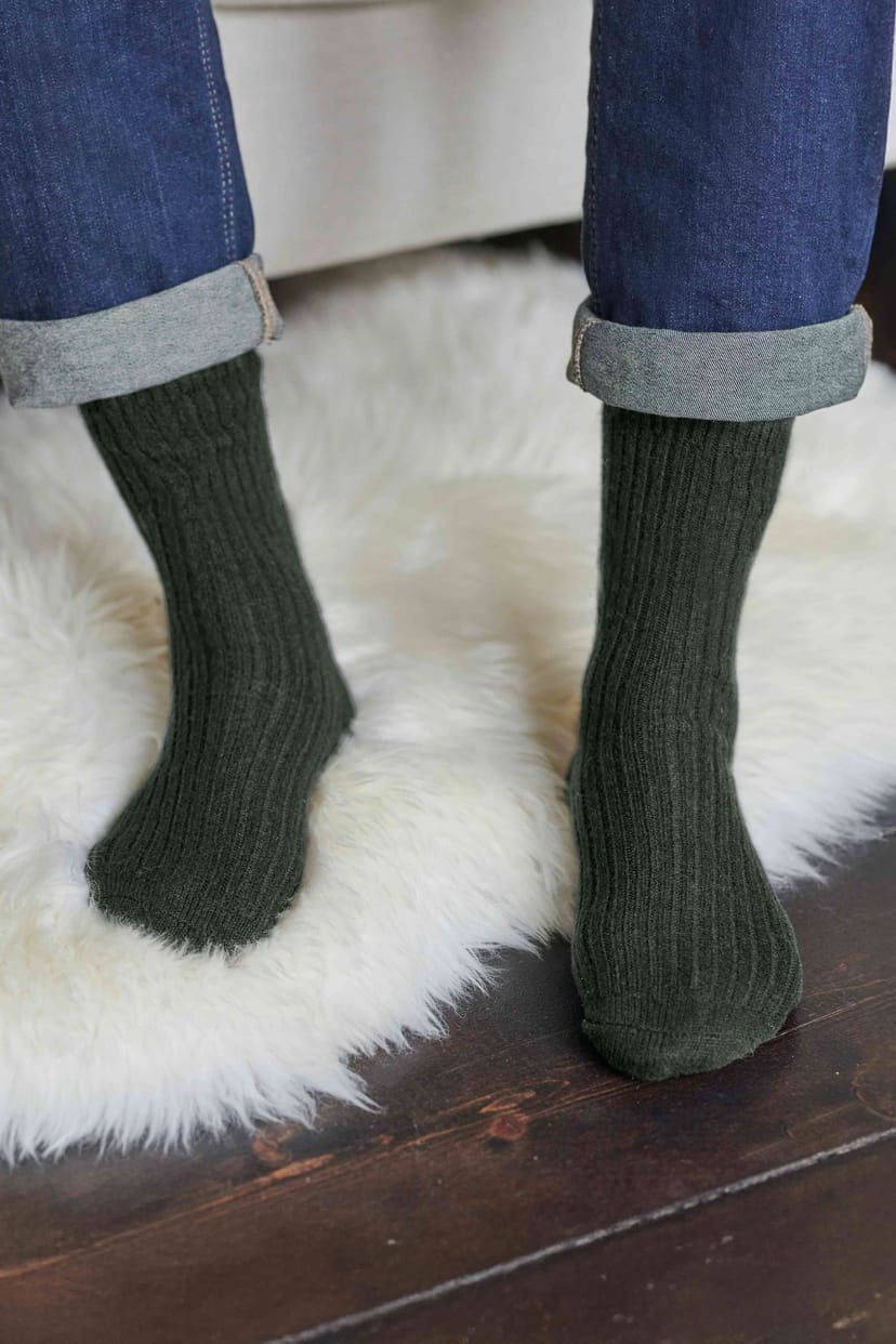 WoolOvers WoolOvers Men's Mens Cashmere Merino Bed Sock in Khaki - 1