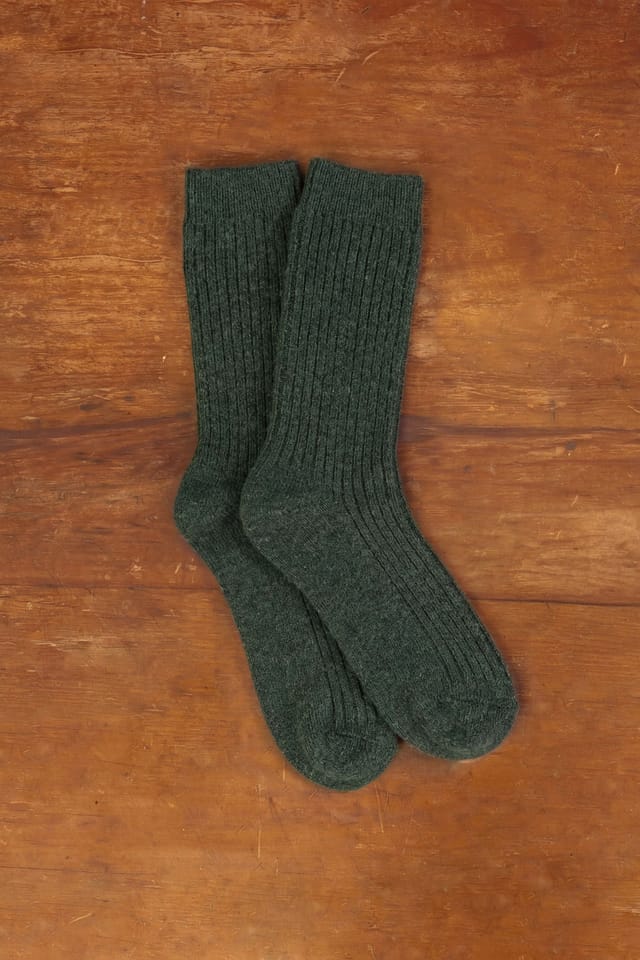 WoolOvers WoolOvers Men's Mens Cashmere Merino Bed Sock in Khaki - 2