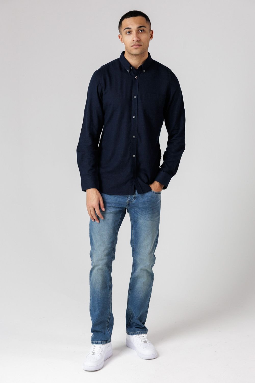 French Connection French Connection Men's Linen Blend Long Sleeve Chest Pocket Shirt in Navy - 3