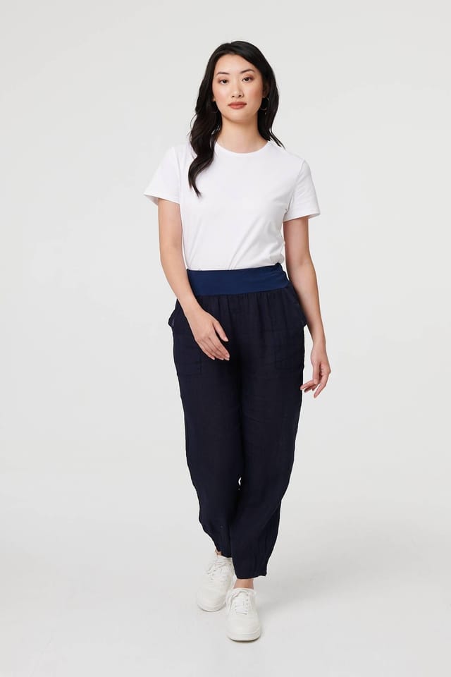 Izabel London Izabel London Women's Relaxed Linen Tapered Trousers in Navy - 2