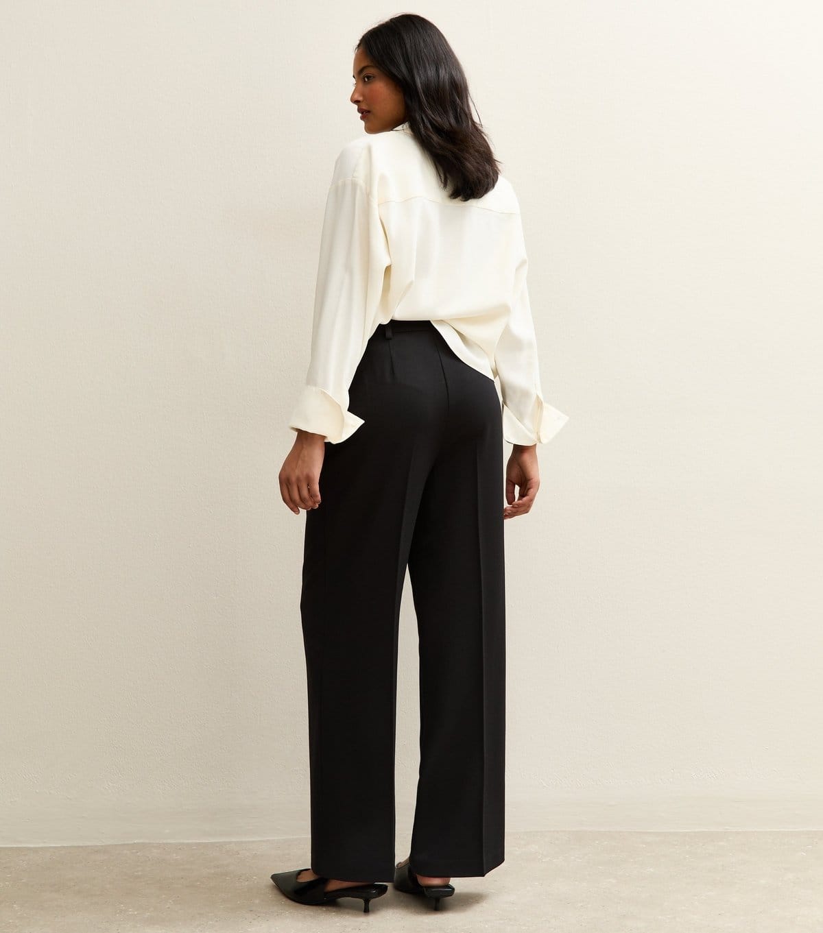 New Look Women's Black Pleated Front Wide Leg Trousers New Look - 4