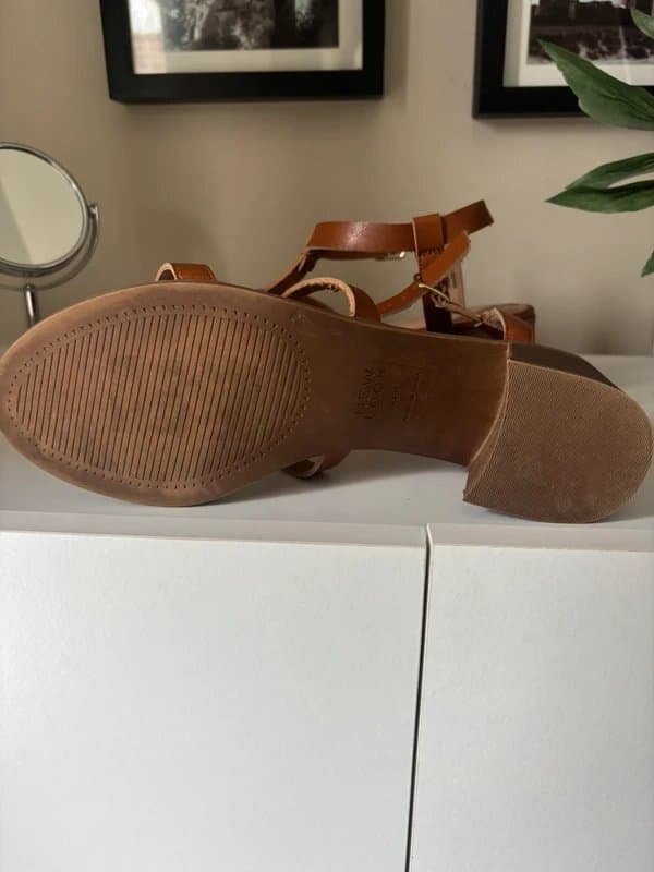 New Look New Look size 6 leather tan gladiator strapped sandal with low heel.