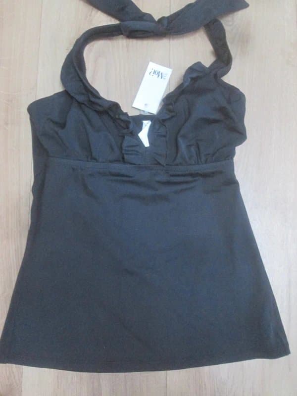 Pour Moi Pour Moi size 32C black underwired no padding halter Tankini top Brand new with tags