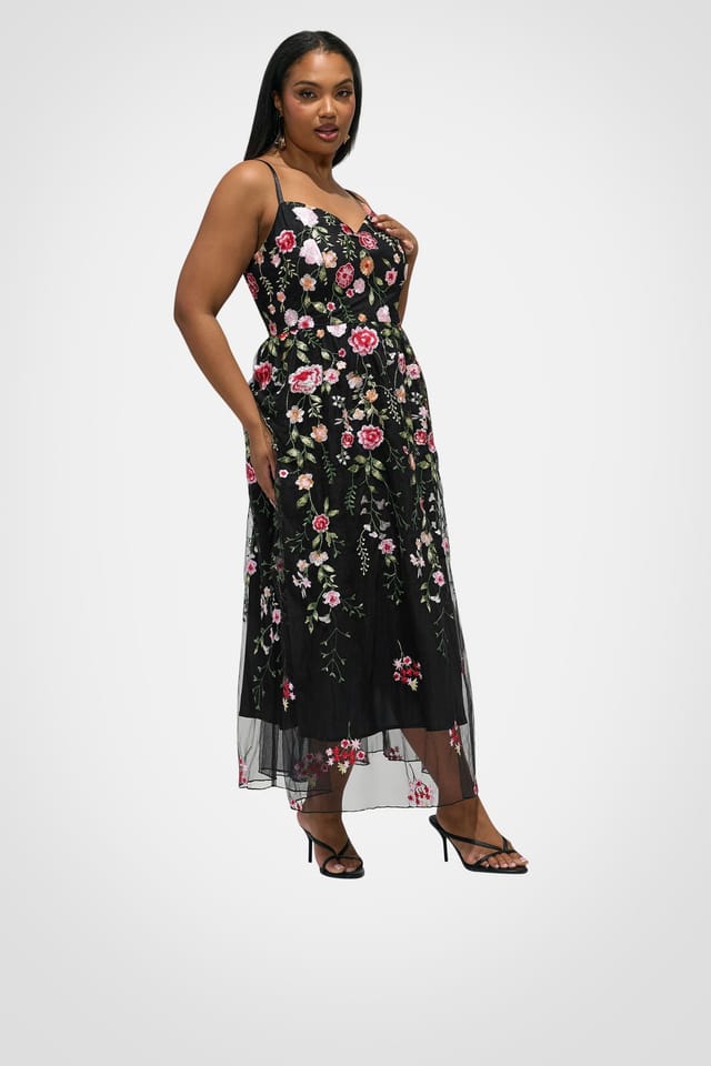 Yours Yours Women's Floral Embroidered Maxi Dress in Black - 3
