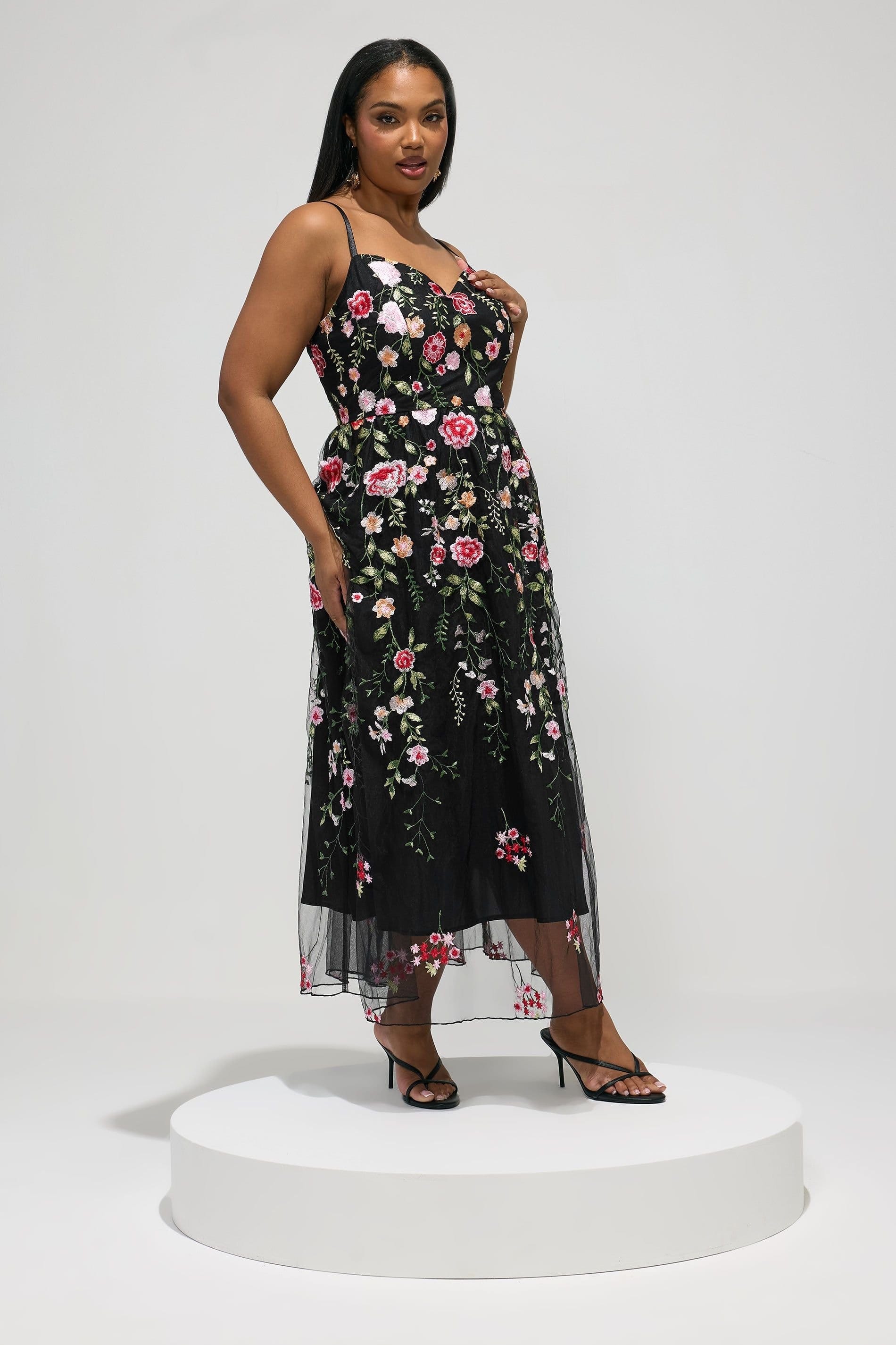 Yours Yours Women's Floral Embroidered Maxi Dress in Black - 4