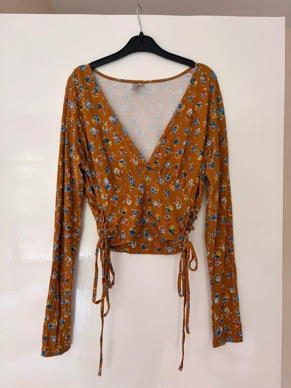 ASOS ASOS Cottagecore Floral Ruched Tie Side Long Sleeve Top Size 12
