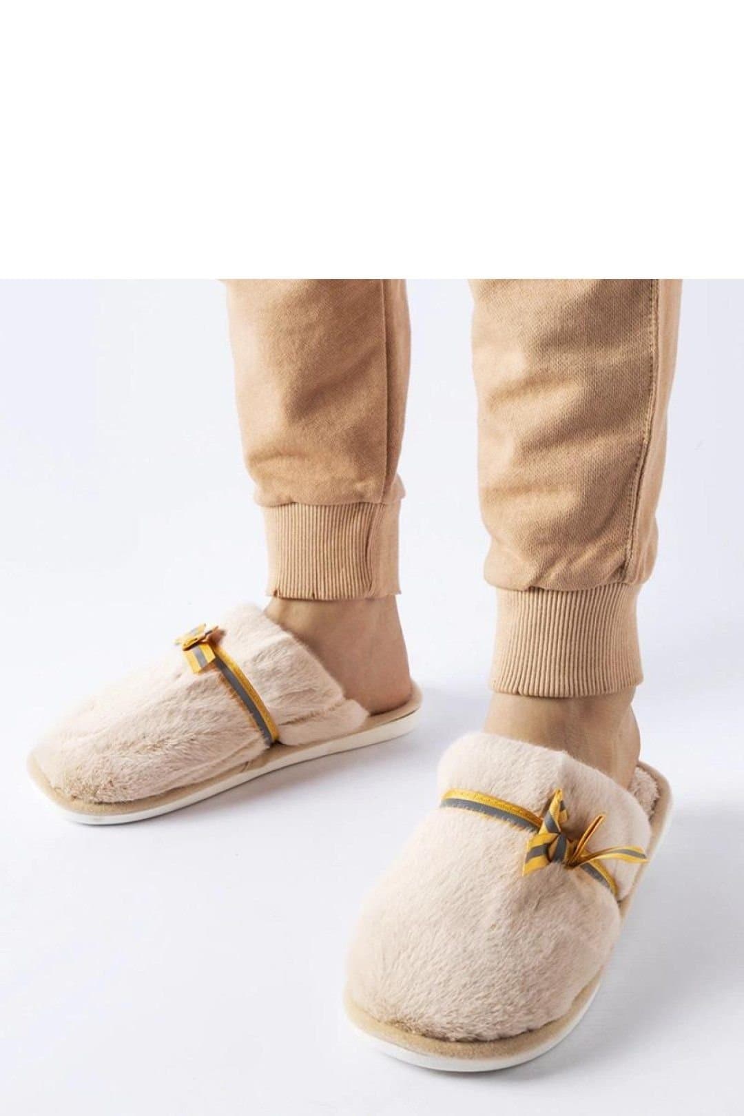 Love Lace Love Lace Beige Insulated Round Toe Slippers for Winter