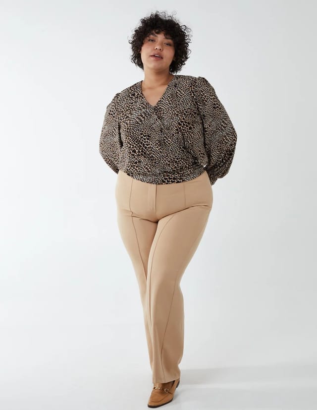 Blue Vanilla Curve Animal Printed Wrap Front Deep Hem Band Top - 2