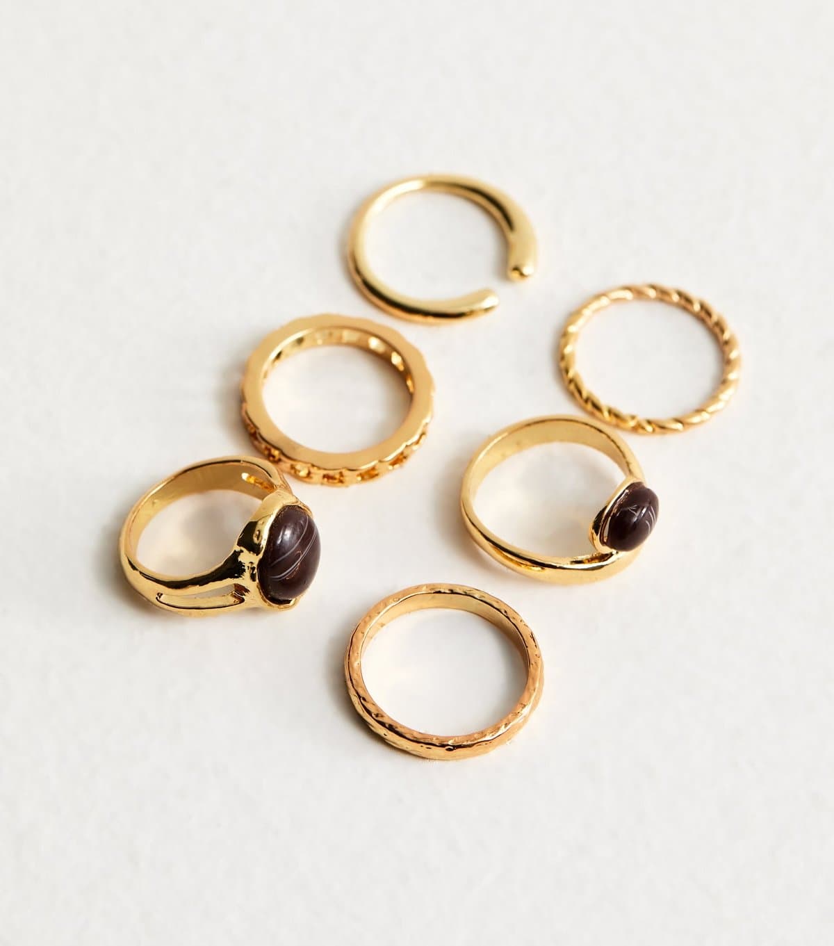 New Look Pack of 6 Gold Tone Chunky Resin Rings New Look