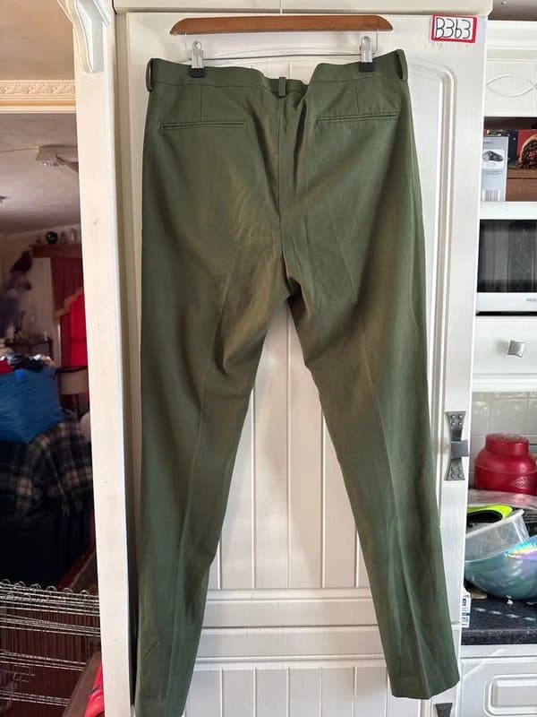 ASOS Men’s asos trousers size w34 L 34