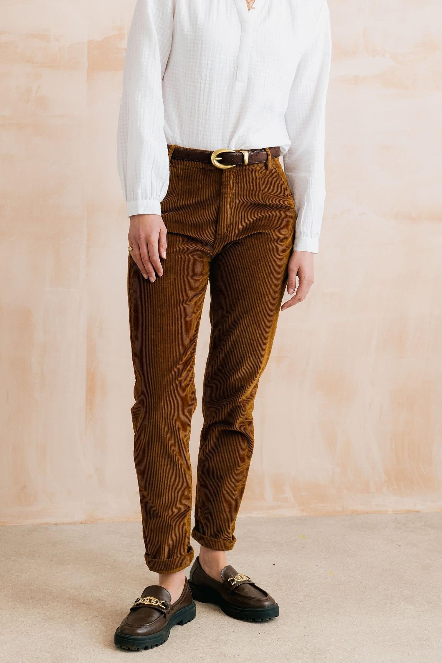Lily & Me Lily & Me Women's Brookend Stretch Jumbo Corduroy Outfitter Trouser in Camel