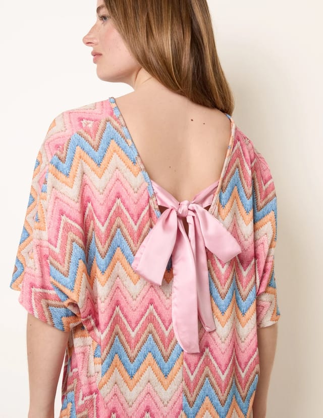 Blue Vanilla Zig Zag Metallic Bow Back Top - 2