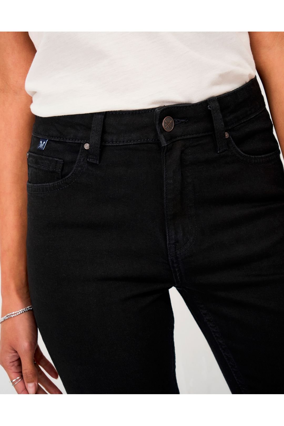 Crew Clothing Crew Clothing Women's Straight Leg Jean Black - 4