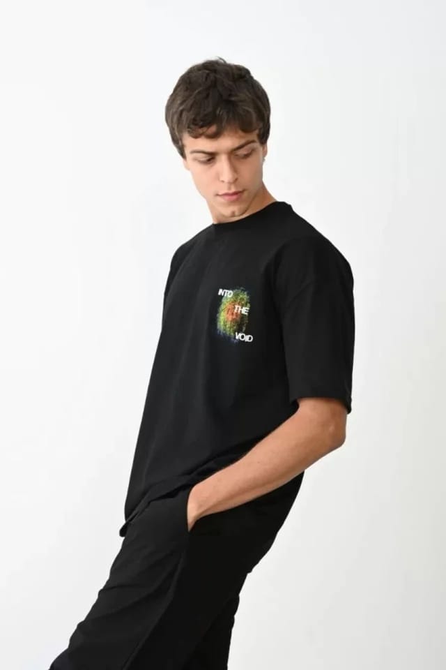Janes Janes Men's Oversized Crew Neck Graphic Print Short Sleeve T-Shirt in Black - 3