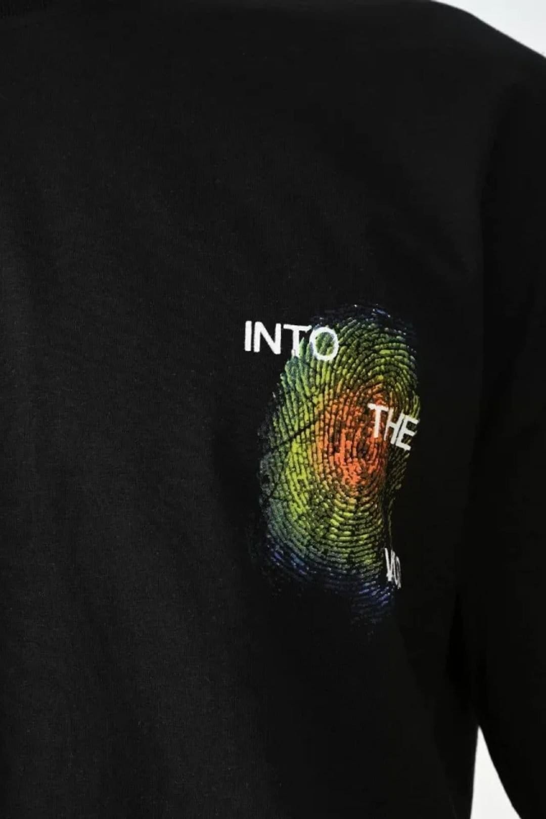 Janes Janes Men's Oversized Crew Neck Graphic Print Short Sleeve T-Shirt in Black - 4