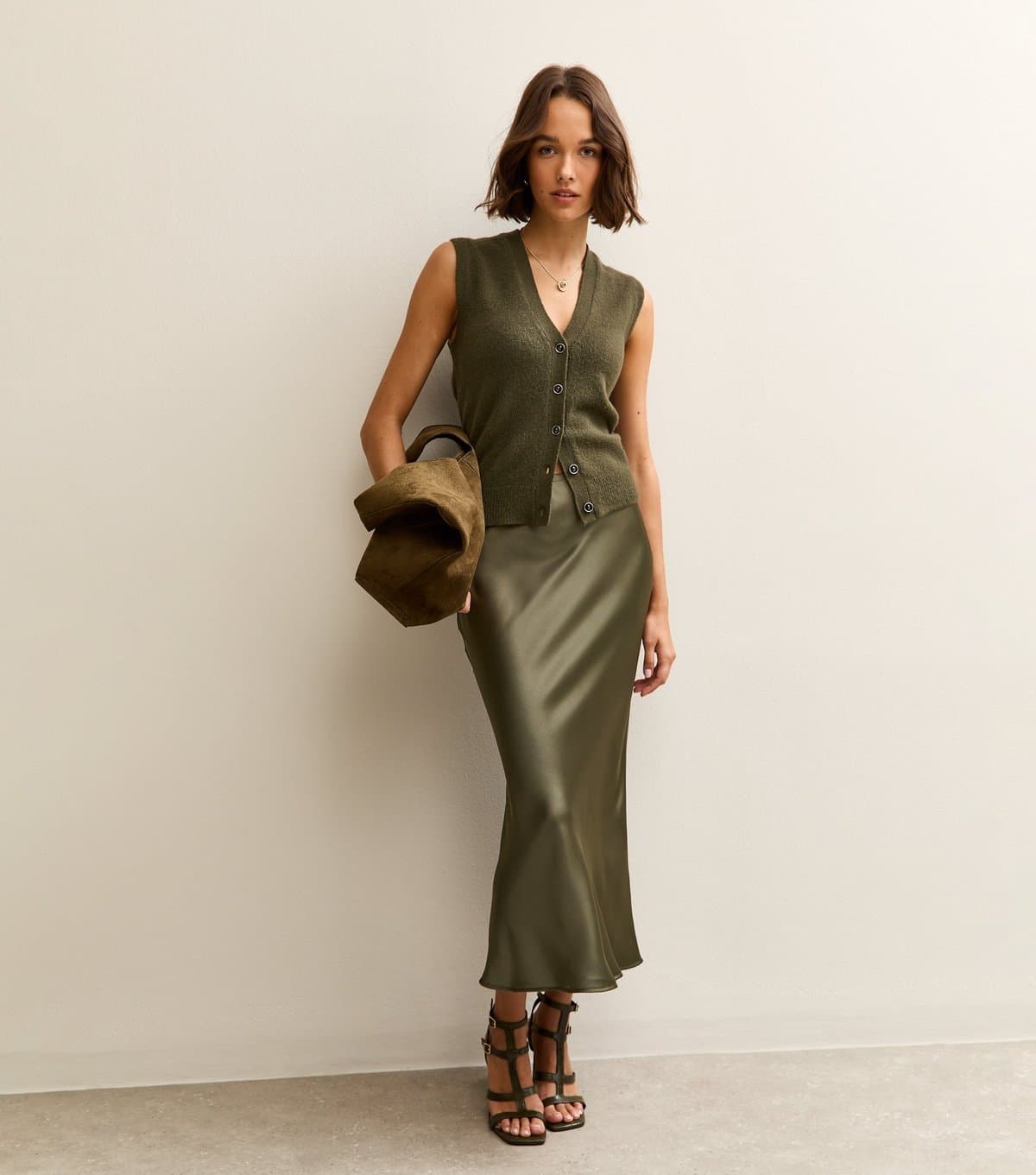 New Look Women's Light Khaki Satin Bias Cut Midi Skirt New Look