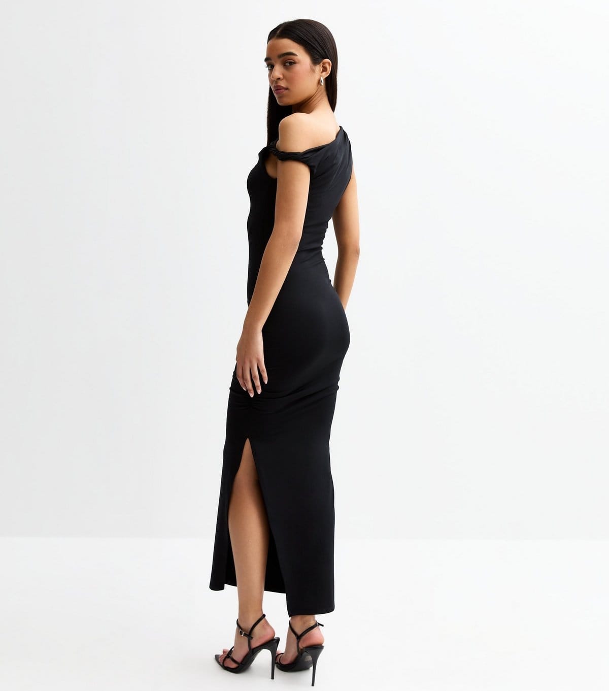 New Look Women's Black Jersey Off The Shoulder Corsage Applique Midi Dress New Look - 4